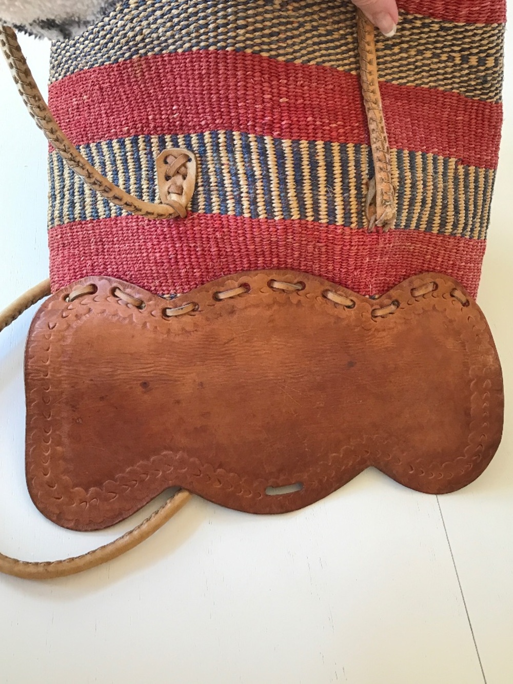 FESTIVAL 🔥 BOHO-CHIC VINTAGE TOOLED LEATHER FLAP WOVEN SISAL BAG - Picture 13 of 16